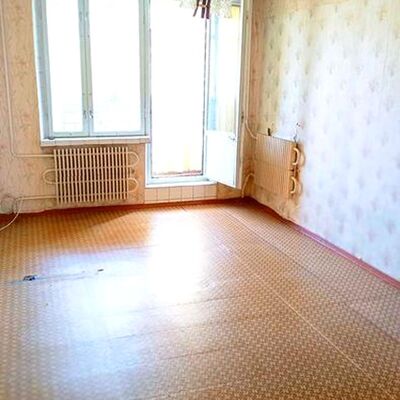 Продажа 	 Харків,  Нескорених (Героїв Праці) вул.   29