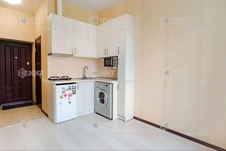 Продаж квартири Харків, ХТЗ, Рогань, 15м²
