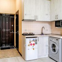 Продаж квартири Харків, ХТЗ, Рогань, 15м²