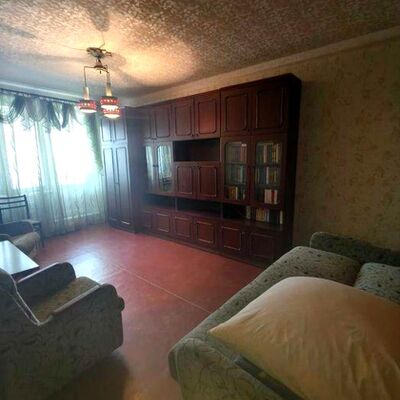 Продажа 	 Харків,  Тракторобудівників пр.   162