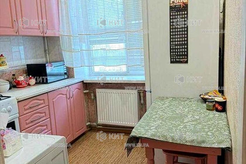 Продаж квартири Харків, ХТЗ, Рогань, 30м²