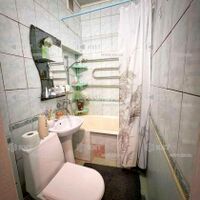 Продаж квартири Харків, ХТЗ, Рогань, 30м²