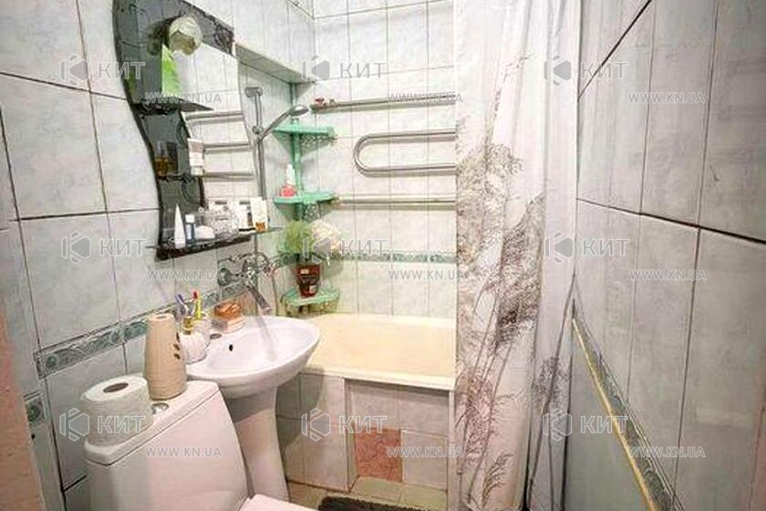 Продаж квартири Харків, ХТЗ, Рогань, 30м²
