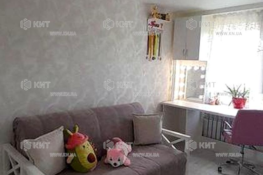 Продаж квартири Харків, ХТЗ, Рогань, 55м²