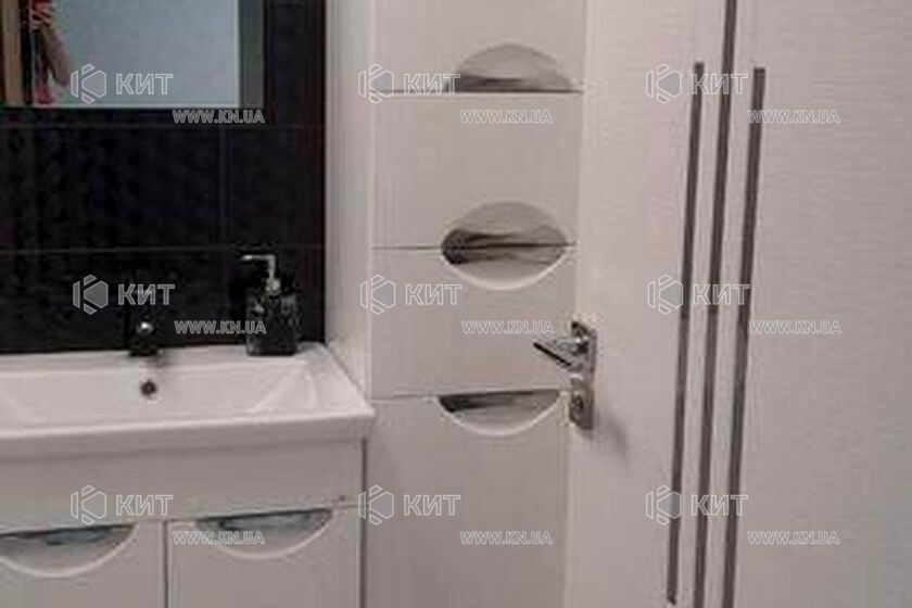 Продаж квартири Харків, ХТЗ, Рогань, 55м²