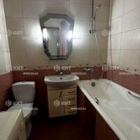 Продаж квартири Харків, ХТЗ, Рогань, 64м²