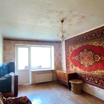 Продажа 	 Харків,  Байрона (Героїв Сталінграда) пр.   165А