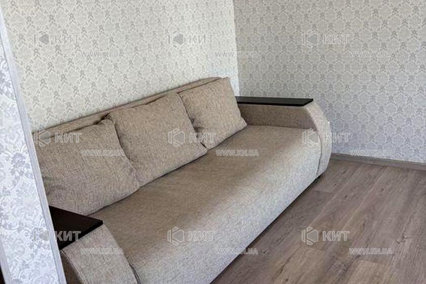 Продаж квартири Харків, ХТЗ, Рогань, 35м²