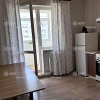 Продаж квартири Харків, ХТЗ, Рогань, 35м²