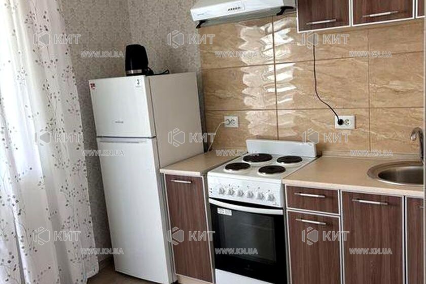 Продаж квартири Харків, ХТЗ, Рогань, 35м²
