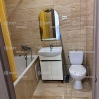 Продаж квартири Харків, ХТЗ, Рогань, 35м²