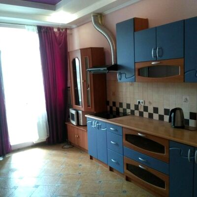 Продажа 	 Харьков, Алексеевский Победы пр.   66К
