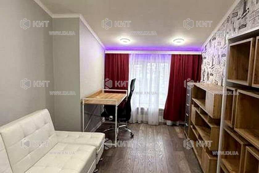 Продаж квартири Харків, Завод Шевченка, 100м²