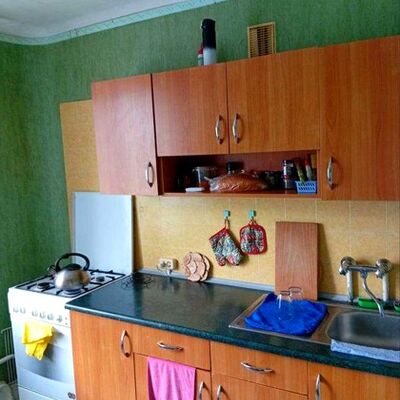 Продажа 	 Харьков,  Александровский (Косиора) пр.   154А
