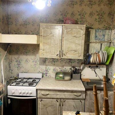 Продажа 	 Харків,  Олександра Орлова вул. (Матросова вул.)   12