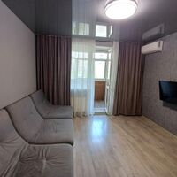 Продаж квартири Харків, ХТЗ, Рогань, 65м²