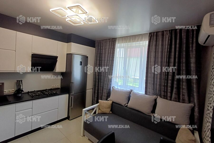 Продаж квартири Харків, ХТЗ, Рогань, 65м²