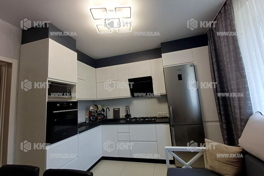Продаж квартири Харків, ХТЗ, Рогань, 65м²
