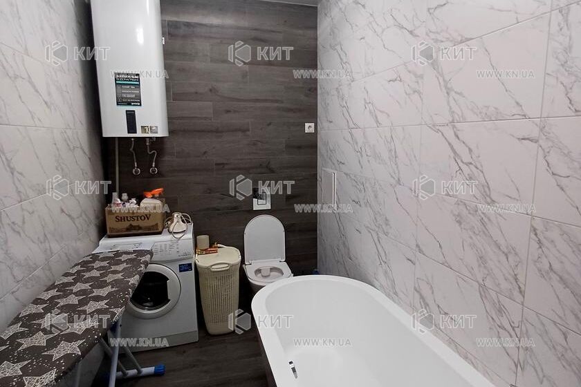 Продаж квартири Харків, ХТЗ, Рогань, 65м²