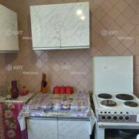 Продаж квартири Харків, ХТЗ, Рогань, 50м²