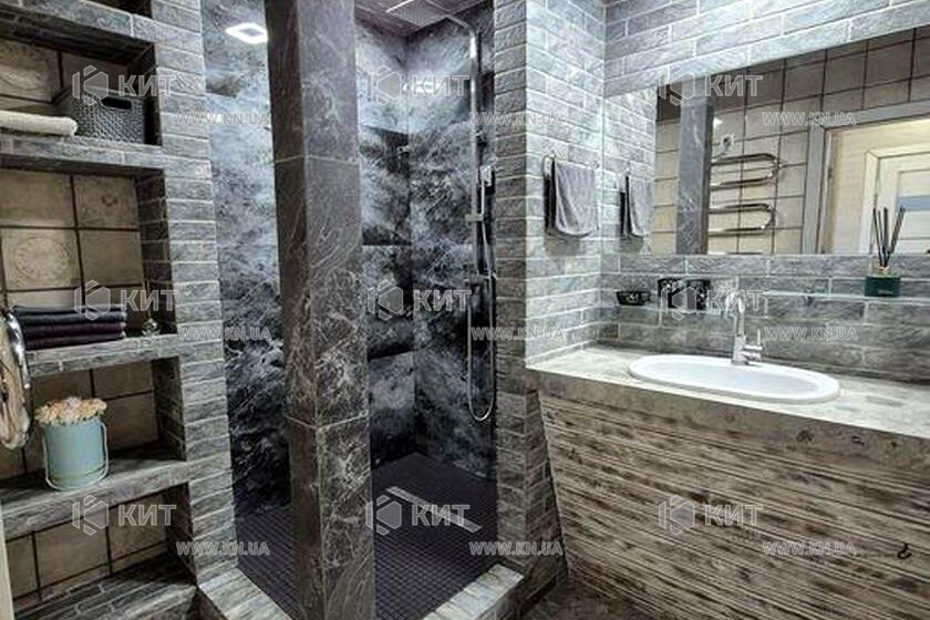 Продаж квартири Харків, ХТЗ, Рогань, 40м²