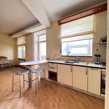 Продаж квартир - Харків,  Дарвіна вул.  1