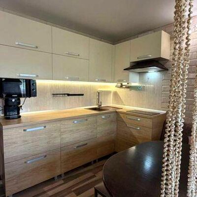 Продажа 	 Харків,  Куряжанська вул.   16