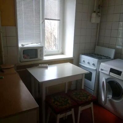 Продажа 	 Харків,  23 Серпня вул.   24