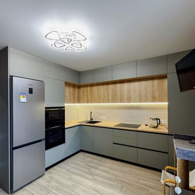 Продажа 	 Харків, Миру 2 Героїв Харкова (Московський) пр.   268Д
