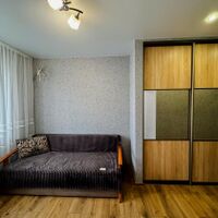 Продаж квартири Харків, ХТЗ, Рогань, 74м²