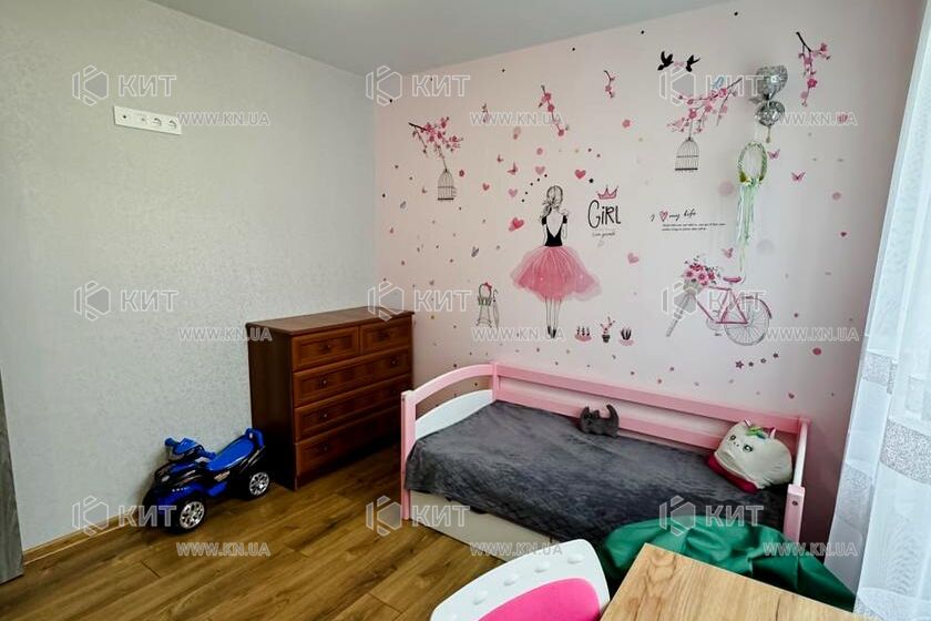 Продаж квартири Харків, ХТЗ, Рогань, 74м²