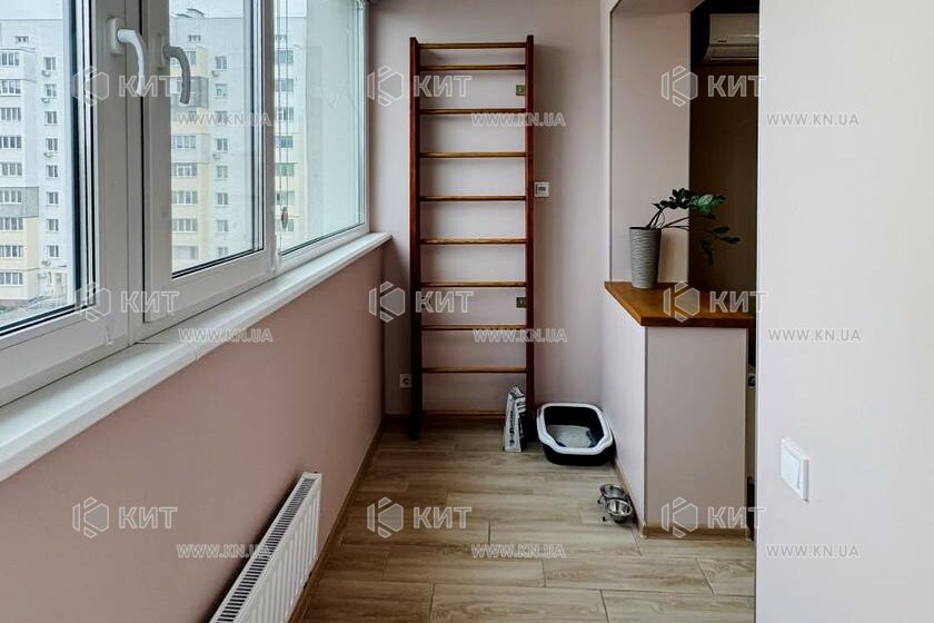 Продаж квартири Харків, ХТЗ, Рогань, 74м²