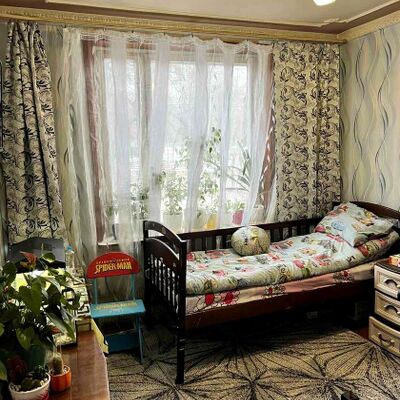 Продажа 	 Харків,  Нескорених (Героїв Праці) вул.   70