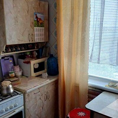 Продажа 	 Харків,  Луї Пастера вул.   179