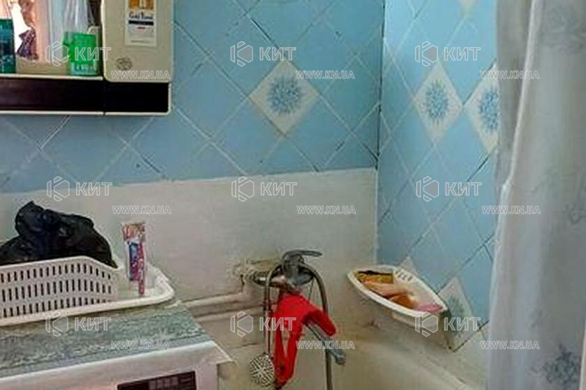 Продаж квартири Харків, ХТЗ, Рогань, 26м²