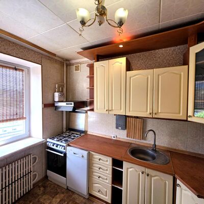 Продажа 	 Харьков,  Свинаренко Петра ул.   20