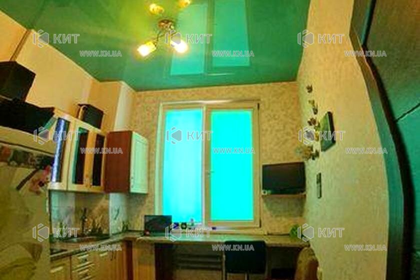 Продаж квартири Харків, ХТЗ, Рогань, 63м²