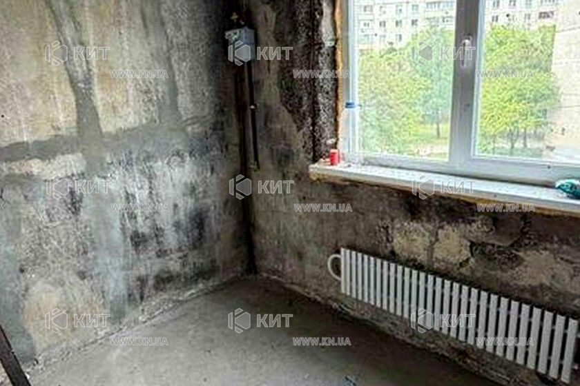 Продаж квартири Харків, ХТЗ, Рогань, 65м²