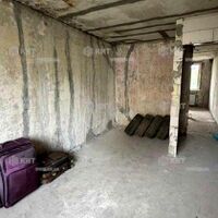 Продаж квартири Харків, ХТЗ, Рогань, 65м²