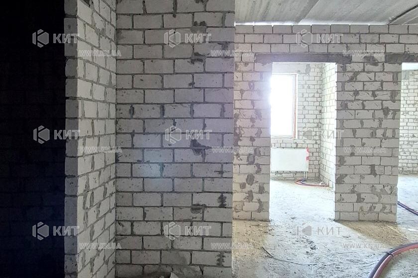 Продаж квартири Харків, ХТЗ, Рогань, 73м²