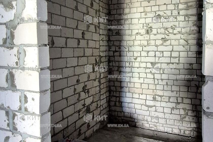 Продаж квартири Харків, ХТЗ, Рогань, 73м²