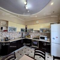 Продажа квартиры Харьков, Новые дома, 130м²