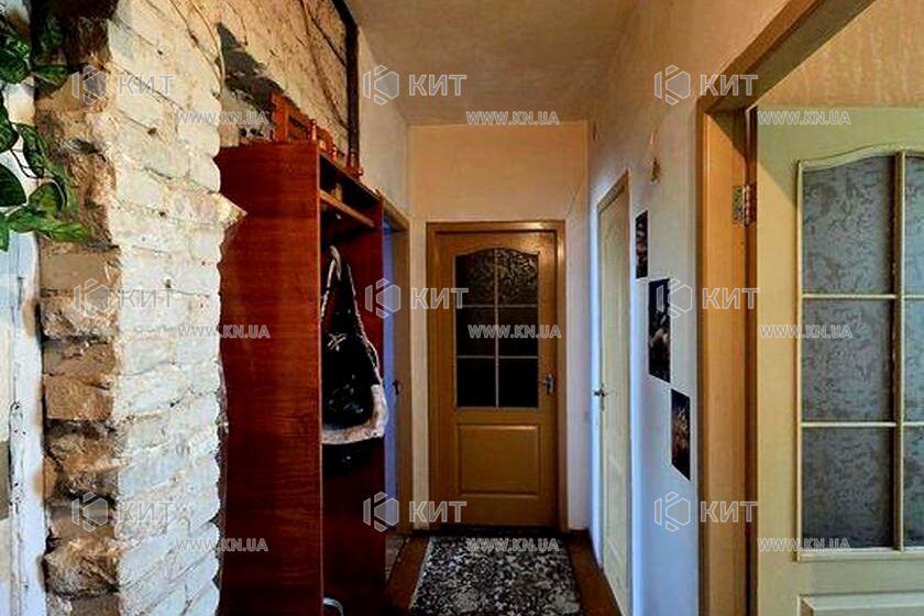 Продаж квартири Харків, ХТЗ, Рогань, 55м²