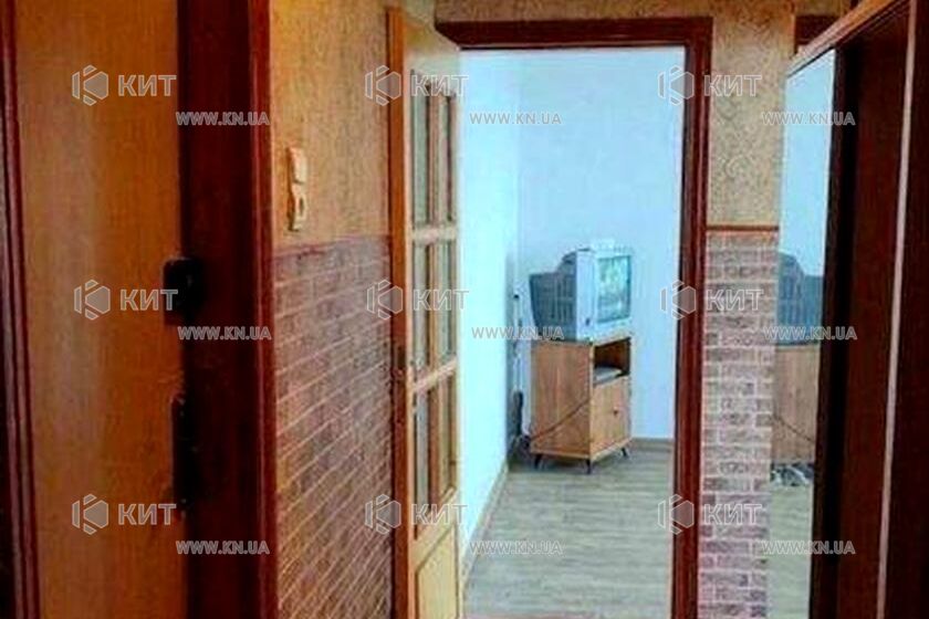 Продаж квартири Харків, ХТЗ, Рогань, 50м²