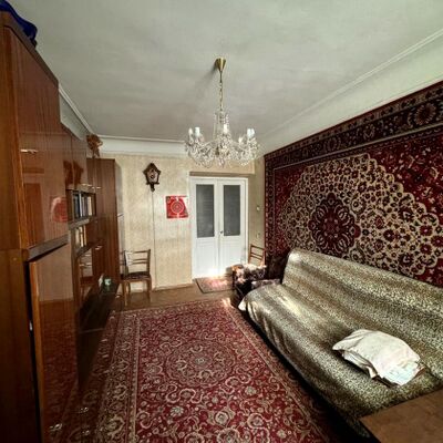 Продажа 	 Харьков,  Героев Харькова (Московский) пр.   3