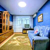 Продаж квартири Харків, ХТЗ, Рогань, 33м²
