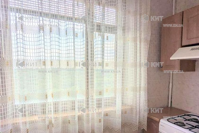Продаж квартири Харків, ХТЗ, Рогань, 33м²