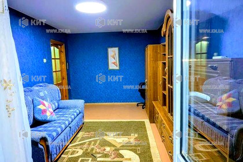 Продаж квартири Харків, ХТЗ, Рогань, 33м²