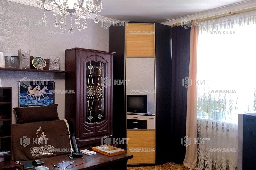 Продаж квартири Харків, ХТЗ, Рогань, 31м²