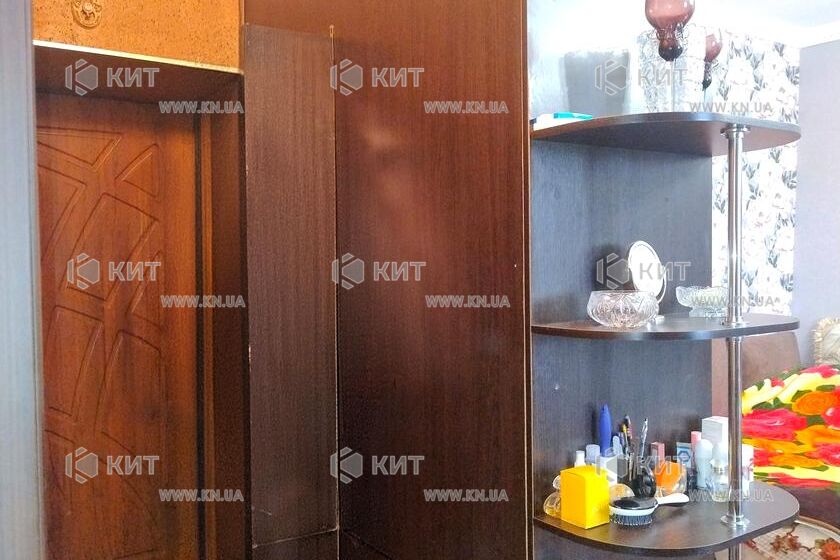 Продаж квартири Харків, ХТЗ, Рогань, 31м²